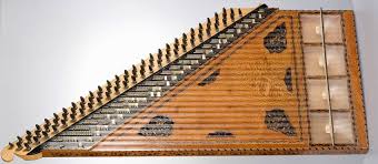 Hasapi doal (pluked flude dua senar), instrumen ini sama. 7 Alat Musik Arab Yang Terbilang Unik