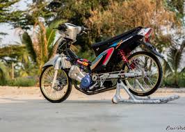 Jun 08, 2021 · modifikasi honda karisma x ini simpan fitur canggih di bak mesinnya. Honda Karisma Serasa Motorsport Rangka Digelantungi Mesin Cbr150 Gridoto Com
