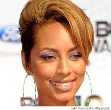 Keri Hilson Rocks Blond Hair Are You Feeling It Celebrity Short Hair Keri Hilson Hairstyles Short Hair Styles African American