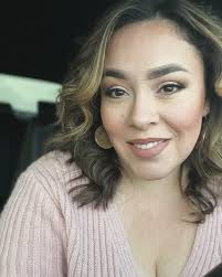 🖤Happy almost Friday! Ready for the weekend!! 🤍#weekendready