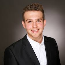 Marc Leon's Instagram, Twitter & Facebook