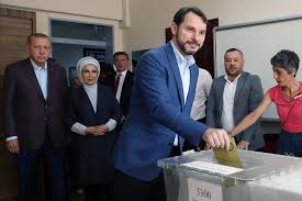 10 kasım 2020 günü görevinden istifa ettiğini açıkladı. Ozdag Berat Albayrak Kacirildi Mi Yasiyorsa Aciklama Yapmali Kronos News Bagimsiz Haber Sitesi