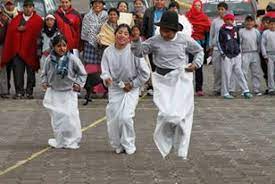 No voy avenir sabado al supletorio porque el profe. Ninos De Cochabamba Celebraron Con Juegos Tradicionales