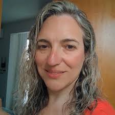 Imagine um tubo rígido de metal, atravessando sua boca e depositando uma  pasta de milho diretamente no seu estômago. É isso que patos e gansos  encaram todos os dias, duas vezes por