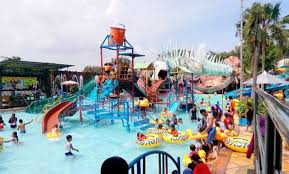 Kontraktor Waterpark Lampung Kolam Renang Kolam Liburan