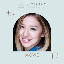 Mandy Keating's Instagram, Twitter & Facebook