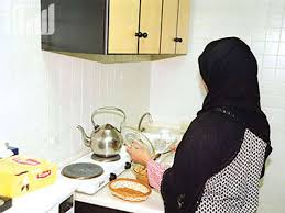 لائحة العمالة المنزلية الجديدة تطبيق لحقوق الإنسان أم إذلال للأسرة السعودية