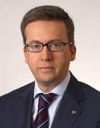 European commissioner for research, science and innovation. Carlos Moedas Institut Jacques Delors