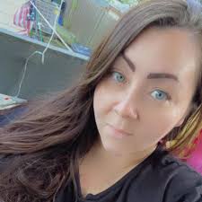 Passenger and driver side under the hood components in a 2012 Jeep Grand  Cherokee Overland