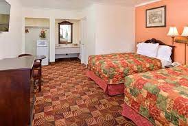 This motel is 1.4 mi (2.3 km) from upper klamath lake and 2.5 mi (4.1 km) from klamath county museum. Americas Best Value Inn Suites Klamath Falls Klamath Falls Updated 2021 Prices