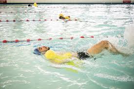 Une Piscine Pleine De Perspectives La Courneuve