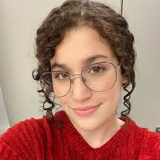 Lili (@lilianavalenciaa) • Instagram photos and videos