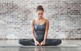 The butterfly pose is the one of the most therapeutic yin yoga poses, because it effects six energy meridians in the body and decompresses the spine. Butterfly Pose Badhakonasana Instructions Precautions And Benefits
