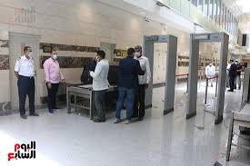 تتبع حالة رحلتك وتحقق مما إذا كانت رحلتك قد تأخرت أو ألغيت وعلى الموقع المباشر على موقع مطارات دبي. Tw Drdy5ce Qfm