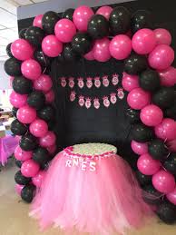 Yes, i did decorate water bottles. Black And Hot Pink Balloon Decor Pink Party Theme Pink Balloons Black Party Decorations