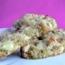 White Chocolate Macadamia Nut Cookies Iv Recipe White Chocolate Macadamia Nut Cookies White Chocolate Macadamia Macadamia Nut Cookies