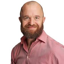 Qualified coaches in Amesbury, SP4