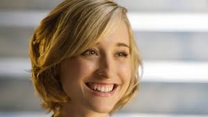 She was arrested on account of blackmail. Actress Allison Mack Chloe Sullivan From Smallville Arrested For Sex Trafficking Neogaf