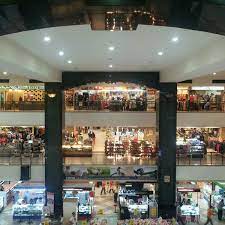 At about 9pm, they visited a coffee shop and a grocery store in kuang area in sungai buloh using their personal vehicles. The Store Sungai Buloh Selangor