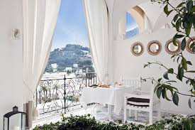 If you like living life luxuriously, here is a list of the best luxury hotels in capri, italy, that might pique your interest. The 10 Best Hotels In Capri By The Asia Collective