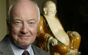 Lt Cdr Gavin Menzies, submariner turned author of far-fetched oceanic  histories