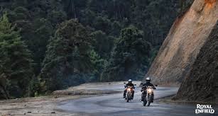 The biggest update here comes with the addition of the tripper navigation system. Royal Enfield Thunderbird X Bullet Himalayan Signal Royal Enfield 1629412 Hd Wallpaper Backgrounds Download