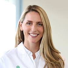 Ashley Mehl's Instagram, Twitter & Facebook