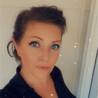 Nicole Farlow's Instagram, Twitter & Facebook