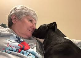 It's a good morning to stay in bed and snuggle.