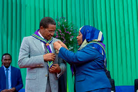 Hii ni safari ya pili kwa rais samia suluhu hassan wa. Makamu Wa Rais Mhe Samia Suluhu Hassan Aongoza Maadhimisho Ya Miaka 100 Ya Skauti Awavisha Nishani Viongozi Wastaafu Jiachie