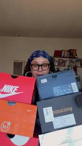 Sneakerhaul • 30K reels on Instagram