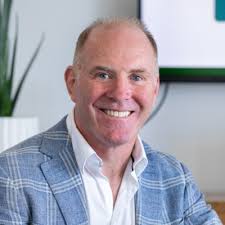 tripleoh #brookesatchwell #logiewinner #queerscreencomedy #tripleoh…