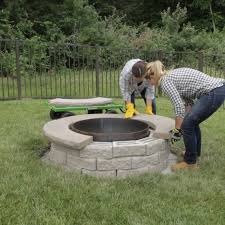Diy This Super Easy Fire Pit Video Video In 2020 Diy Feuerstelle Diy Hinterhof Feuerstelle