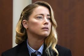Amber Heard testifies for first time in Johnny Depp defamation trial |  EW.com