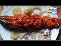 Resepi sambal lemak tumis ikan tenggiri sila klik link dibawah untuk resepi penuh. Resep Ikan Senangin Goreng Sambal Merah Youtube