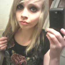 Leah Dearborn (@Leahloco)