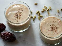 Smoothie Of The Month Banana Date And Cashew Healthy Eats Food Network Healthy Living Blog Cashew Smoothie Food Network Recipes Smoothie Recipes