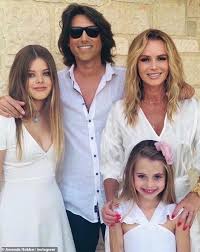 See more of amanda holden on facebook. Amanda Holden Shares A Sweet Family Snap Of Husband Chris Hughes And Daughters Lexi And Hollie Daily Mail Online