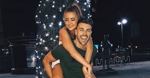 She will join the mallorcan villa as a late entry along with lawyer rosie williams. Why Did Sam And Georgia From Love Island 2018 Split Up Is This The Real Reason