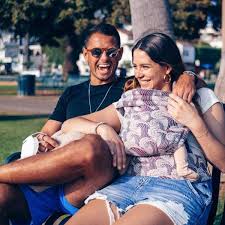 Podcast sin filtros para cuestionarnos todo, filosofar, divertirnos y recordar que… ¡te vas a morir! Javier Chicharito Hernandez Relacionado En Supuesto Triangulo Amoroso Con Diego Dreyfus Y Sarah Kohan Soy Futbol