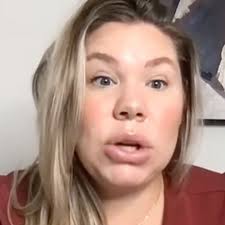 Teen Mom Kailyn Lowry admits she's 'crying' and 'emotional all the time' as  fans are convinced she's pregnant with twins
