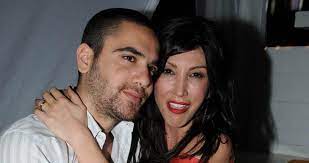 Kemal doğulu kimdir ve sevgilileri.!!! Hande Yener Kadir Benim Hala Kiymetlim Son Dakika Magazin Haberleri