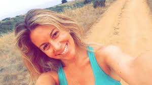 La amenaza de yuyuniz navas a su hija para ir a protestas: Yuyuniz Navas Sorprende Con Desnudo A Sus 47 Anos