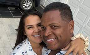 Dios me venía preparando para esto": Maren García, viuda de Ómar Geles,  confirmó el regreso de la agrupación del compositor - Candela