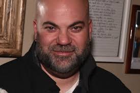 Newcomer Mr. Finley Carries Las Vegas