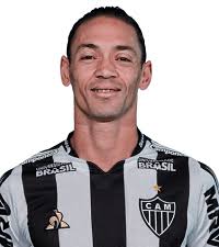 È inoltre un ottimo rigorista. Player Ricardo Oliveira