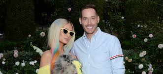 Watch city cigar & pipe is more than an online pipe tobacco and cigar sales website. Paris Hilton Engaged Who Is Her New Fiance Carter Reum Metro News
