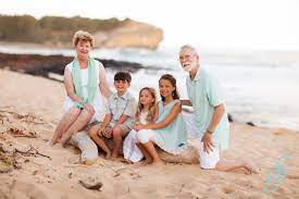 We have lotsof spring family photo outfit ideas for you to choose. Pin By Erin Oswalt Photography On Photography Beach Family Photos Beach Photos Family Beach Pictures