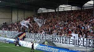 With sheets against chairman reichel, whom the fans are fighting against already for a long time. Lask Blau Weiss Linz 29 7 2016 Youtube