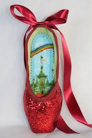 Decorated Pointe Shoe The Wizard Of Oz Dorothy Ruby Slipper Emerald City Ooak Gift Wizard Of Oz Shoes Wizard Of Oz Decor Dorothy Wizard Of Oz